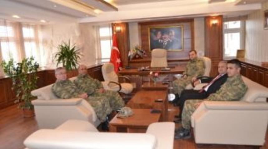 Tuğgeneral Başbozkurt&rsquo;tan Birecik Kaymakamına Ziyaret