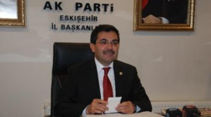 Ak Parti&rsquo;de Halk G&uuml;n&uuml; Uygulaması
