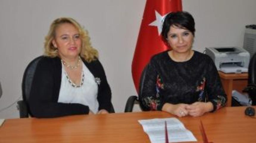 Afyonkarahisar Baro&rsquo;sundan &lsquo;kadına Y&ouml;nelik Şiddetle M&uuml;cadele G&uuml;n&uuml;&rsquo; A&ccedil;ıklaması