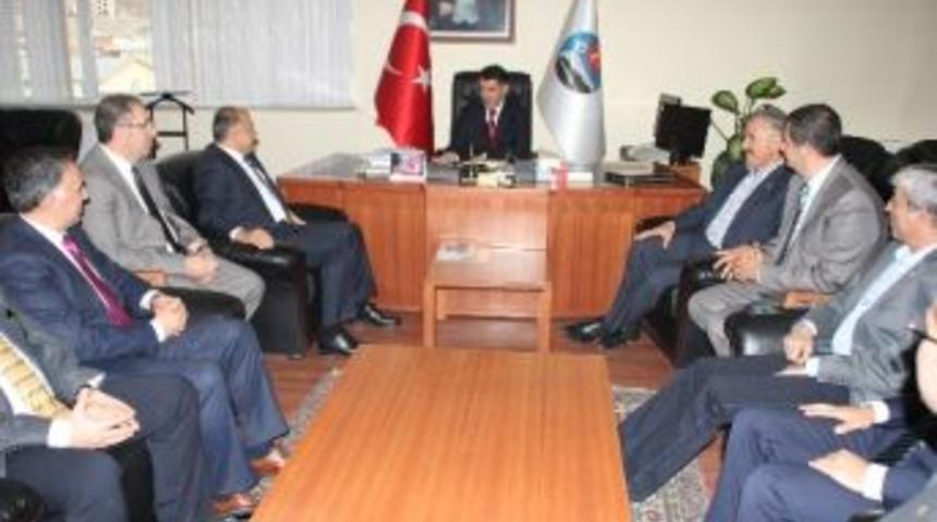 T&uuml;rk Telekom Genel M&uuml;d&uuml;r&uuml; Yılmaz'dan Başkan Bozkuş&rsquo;a Nezaket Ziyareti