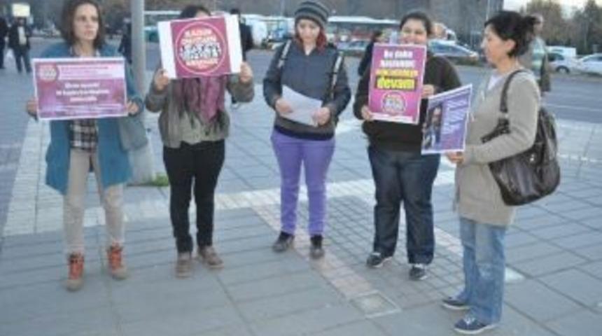 25 Kasım Kadına Y&ouml;nelik Şiddetle M&uuml;cadele G&uuml;n&uuml;