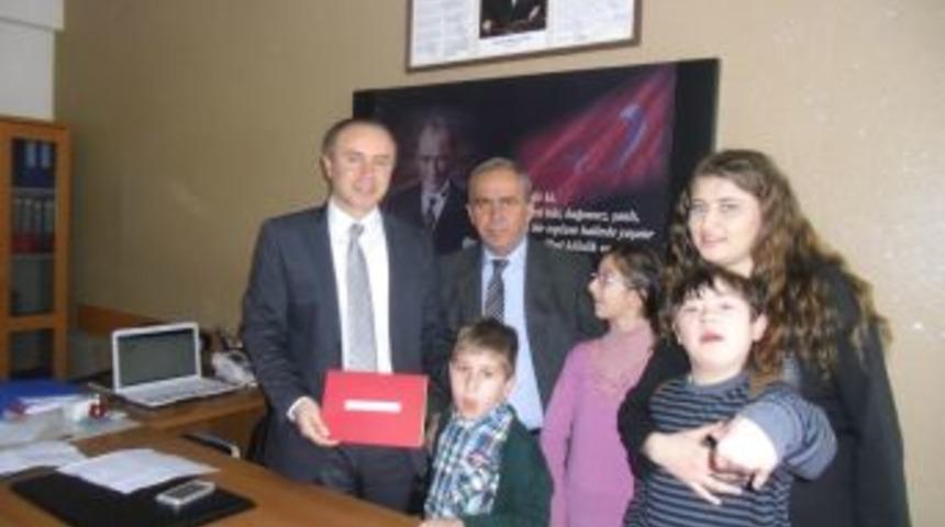 &Ouml;zel Eğitim &Ouml;ğretmenleri &Ouml;ğrencileriyle Birlikte Eğlendi