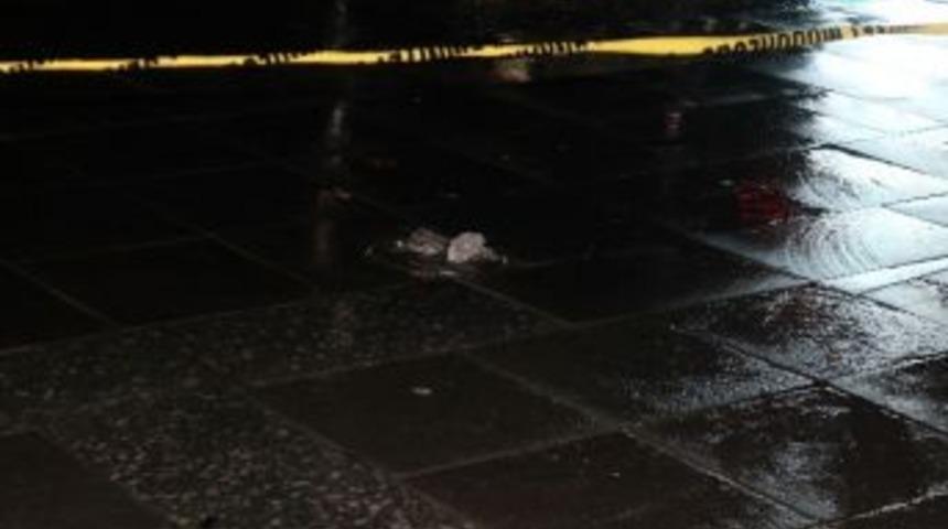 Kızılay&rsquo;da Elektrik Ka&ccedil;ağı Korkuttu