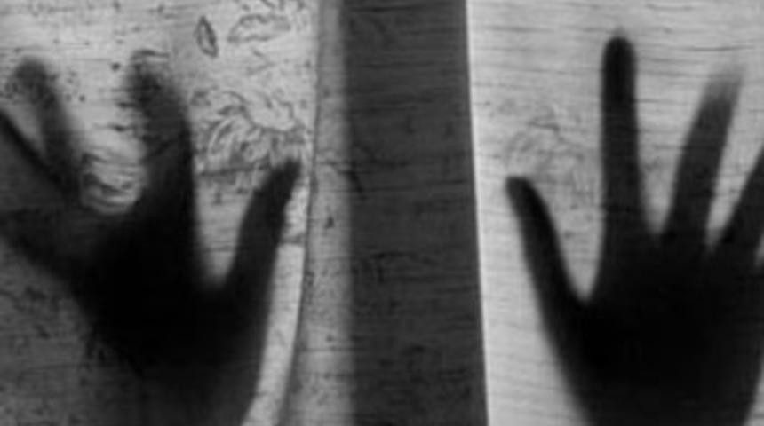 Okul m&uuml;d&uuml;r&uuml;ne taciz su&ccedil;laması