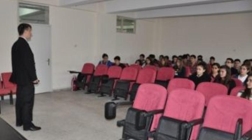 Kırklareli İl Emniyet M&uuml;d&uuml;rl&uuml;ğ&uuml; Ka&ccedil;ak&ccedil;ılık Ve Organize Su&ccedil;larla M&uuml;cadele Şube M&uuml;d&uuml;rl&uuml;ğ&uuml; Personeli Şimşir: