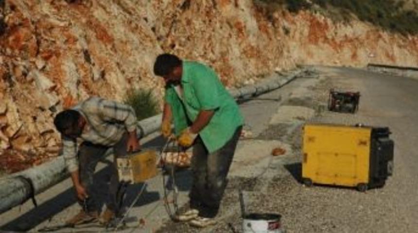 Demre'nin Kapaklı K&ouml;y&uuml; Sulama Suyuna Kavuşuyor