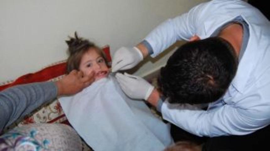 Engellilere Evde Diş Bakımı