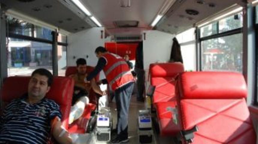 Kan Bağışı Kampanyasına Kapaklı&rsquo;dan 46 Kişi Katıldı