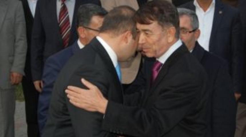 Ahmet Eren Kaymakam Kaya&rsquo;yı Ziyaret Etti