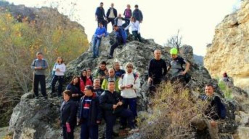 Kulalı Doğa Y&uuml;r&uuml;y&uuml;ş&ccedil;&uuml;leri Avgan&rsquo;da