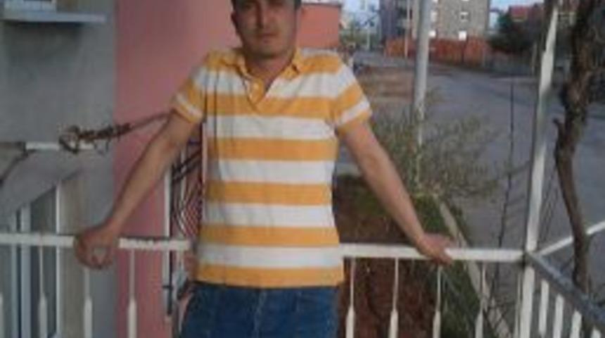 Uşak'taki Yarı &Ccedil;ıplak Cesedin Kimliği Tespit Edildi