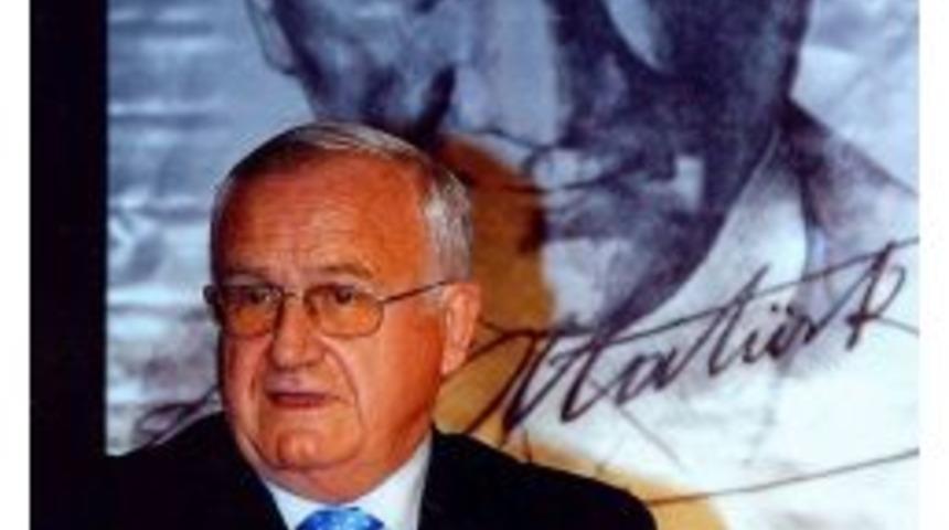 Diyaliz Hastası Ve Hasta Yakınlarının Endişeli Bekleyişi Devam Ediyor