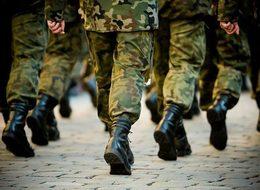 Bedelli askerlik yapacaklara işten çıkarma ve tazminat uyarısı! 