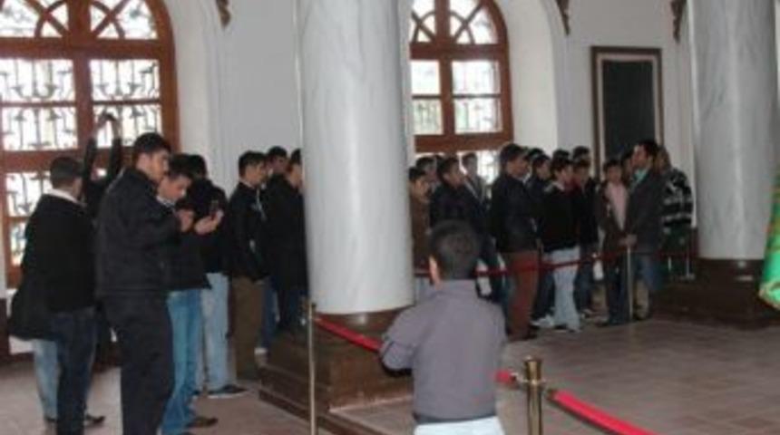 B&uuml;y&uuml;kşehir&rsquo;den Liselilere Bursa Gezisi