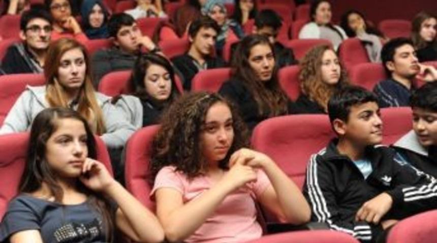 Sosyal Medya Kullanımı Yedi Kat Arttı