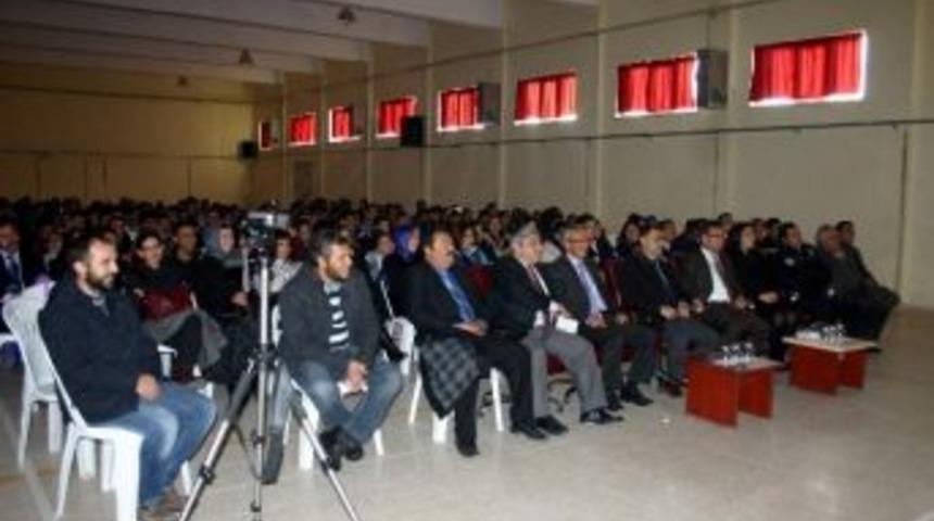 Palavra Kadavra G&uuml;ndem İmranlı&rsquo;da Sahnelendi