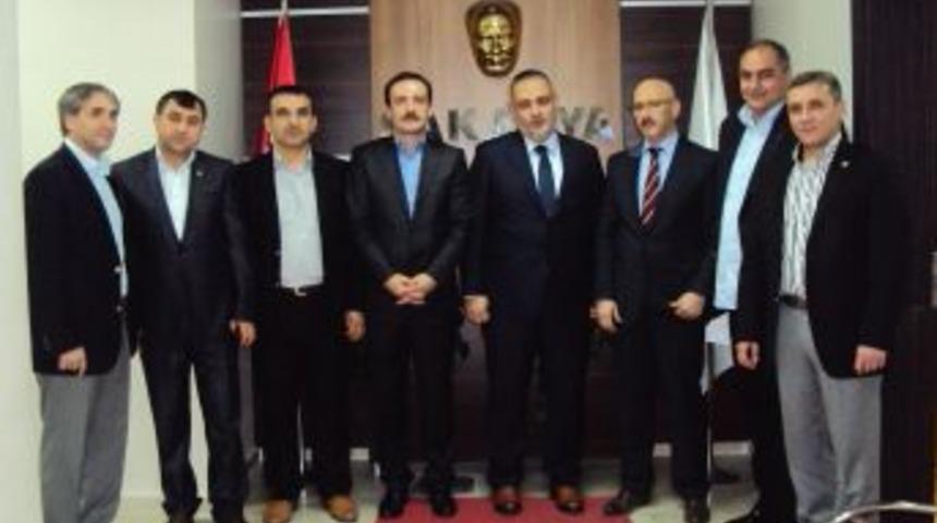 SAGİAD, Sakarya Barosu&rsquo;nu Ziyaret Etti