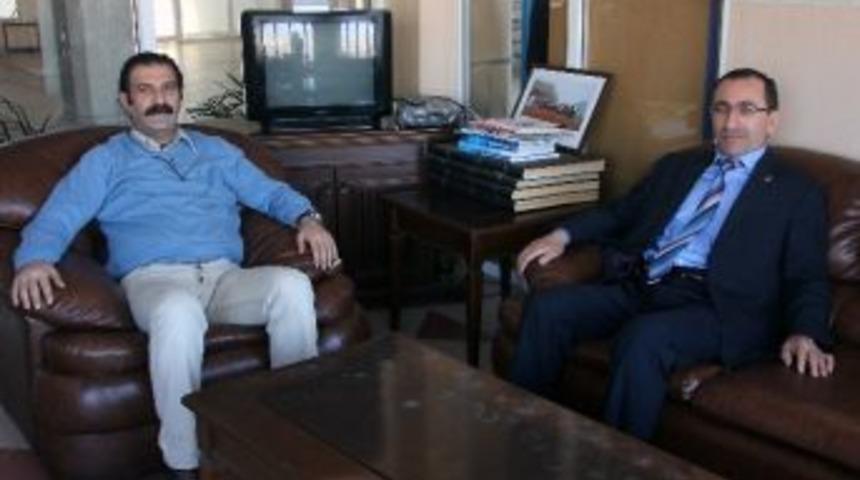 Cafer Karlı, İş Adamları Derneklerini Ziyaret Etti