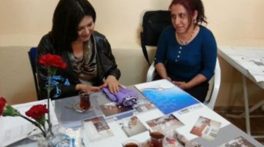 Vali Eşi ÇATOM Bünyesinde Yeni Açılan Biçki-dikiş Kursunu Ziyaret Etti