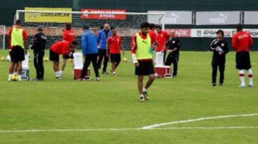 Medicalpark Antalyaspor, Sivasspor Ma&ccedil;ı Hazırlıklarını S&uuml;rd&uuml;r&uuml;yor