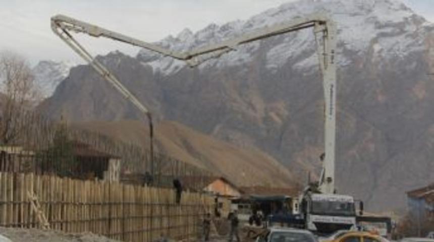 Orduevi Duvarı Yenileniyor