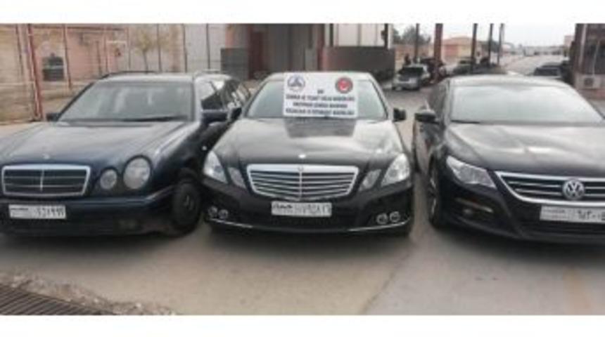 Kilis'te L&uuml;ks Oto Ka&ccedil;ak&ccedil;ılarına Darbe