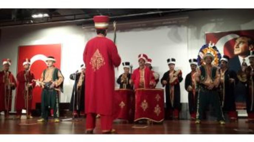 Sincan&rsquo;da &Ouml;ğretmenler &Ouml;d&uuml;llendirildi