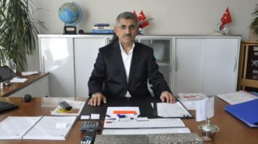 ERGİAD Başkanı &Ouml;zdemir: Dershaneleri Kapatma Teşebb&uuml;s H&uuml;rriyeti Ile &Ccedil;elişiyor