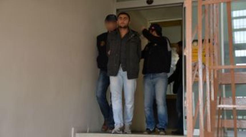 Emniyet Binasına Molotoflu Saldırı D&uuml;zenleyenlere Ceza Yağdı