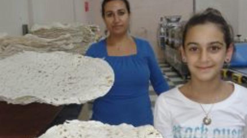 Kadın Girişimci KOSGEB'den Aldığı Destekle Yufka Imalathanesi Kurdu