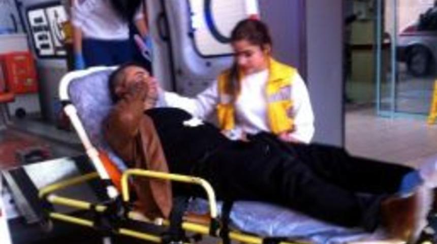 Motosikletin &Ccedil;arptığı Şahıs Yaralandı