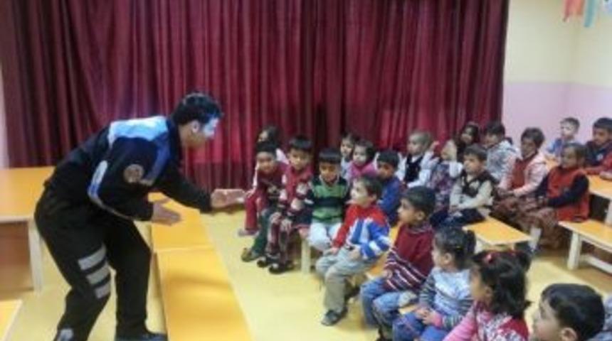 Ana Okuluna Toplum Destekli Polis Desteği