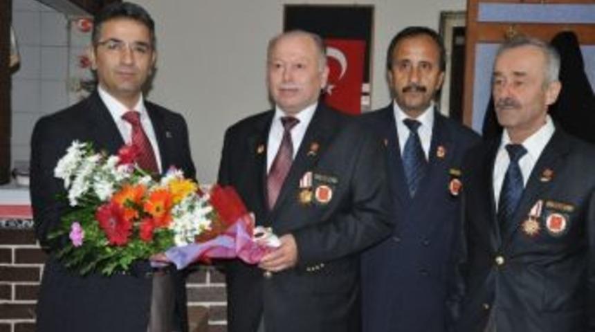 Gaziler Derneği&rsquo;nden Bacıoğlu&rsquo;na Ziyaret