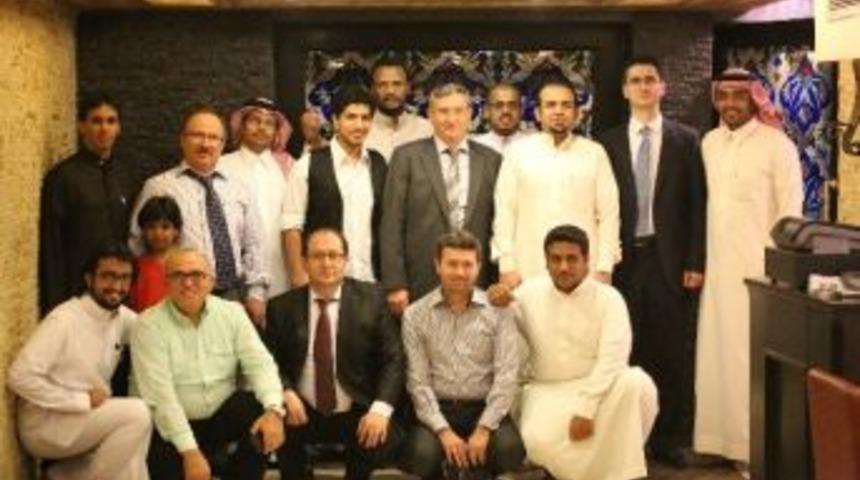 Cidde Ataşeliği&rsquo;nden Suudi Medyasına Bilgilendirme Toplantısı