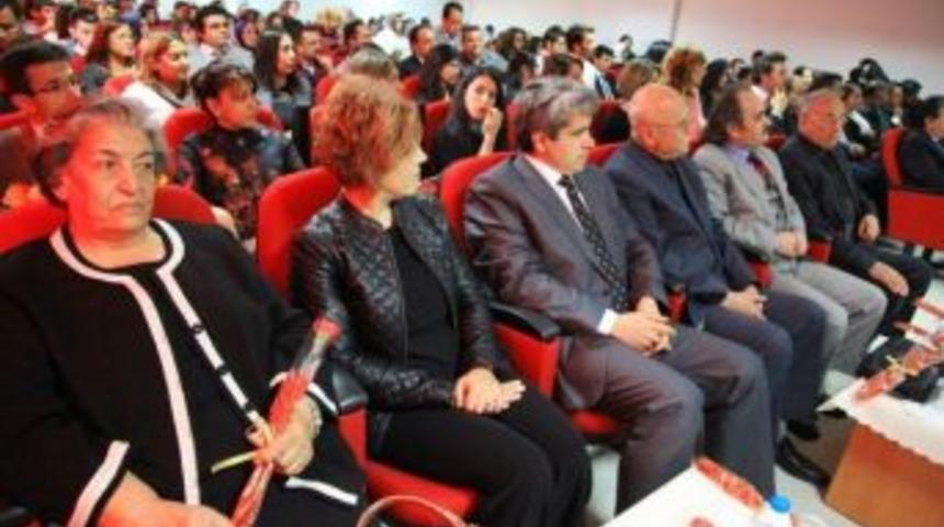 As&uuml;'de &Ouml;ğretmenler G&uuml;n&uuml; Kutlaması