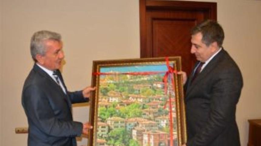 Safranbolu İl&ccedil;e Milli Eğitim M&uuml;d&uuml;rl&uuml;ğ&uuml;nden Vali K&uuml;&ccedil;&uuml;k&rsquo;e Ziyaret