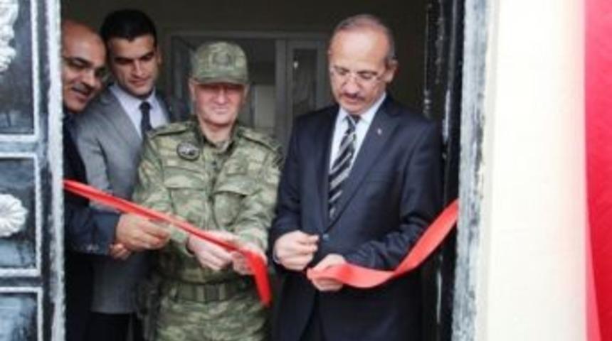 Askeri Kışladı Kapalı Spor Salonu A&ccedil;ılışı