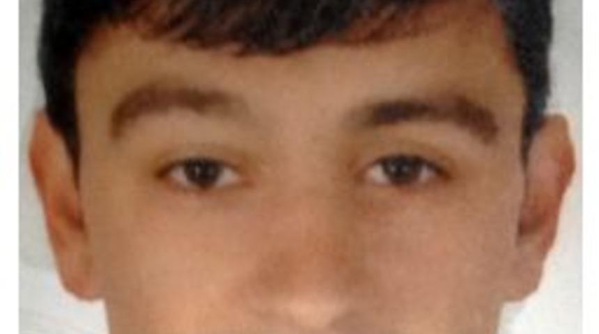 23 Yaşındaki Gencin Cesedi Yanmış Halde Elektrik Direğinde Bulundu