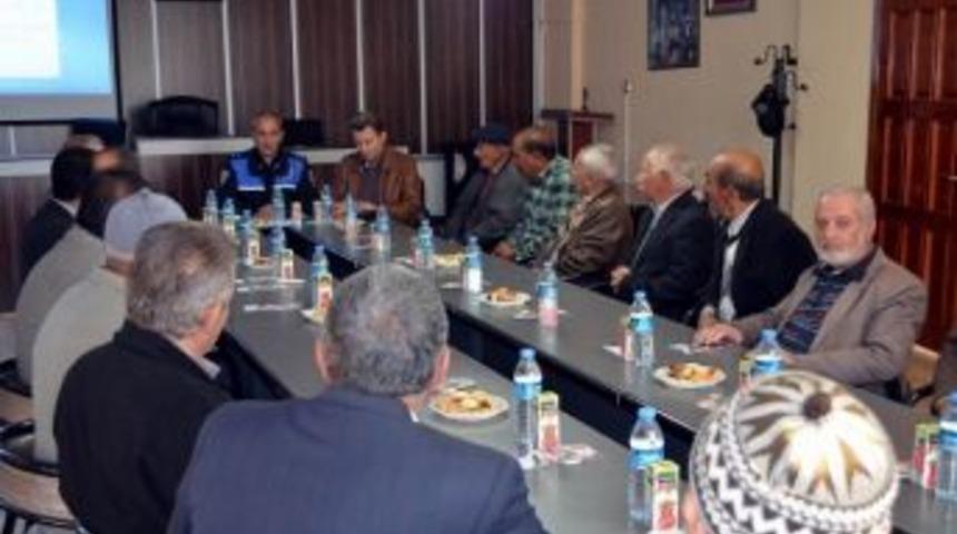 Kavakyolu Beldesi&rsquo;nde Huzur Toplantısı Yapıldı