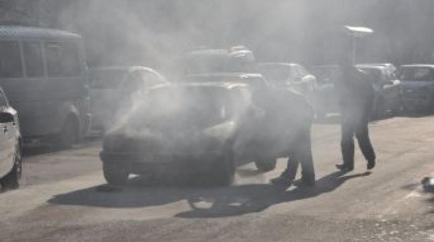 Afyonkarahisar&rsquo;da Ara&ccedil; Yangını