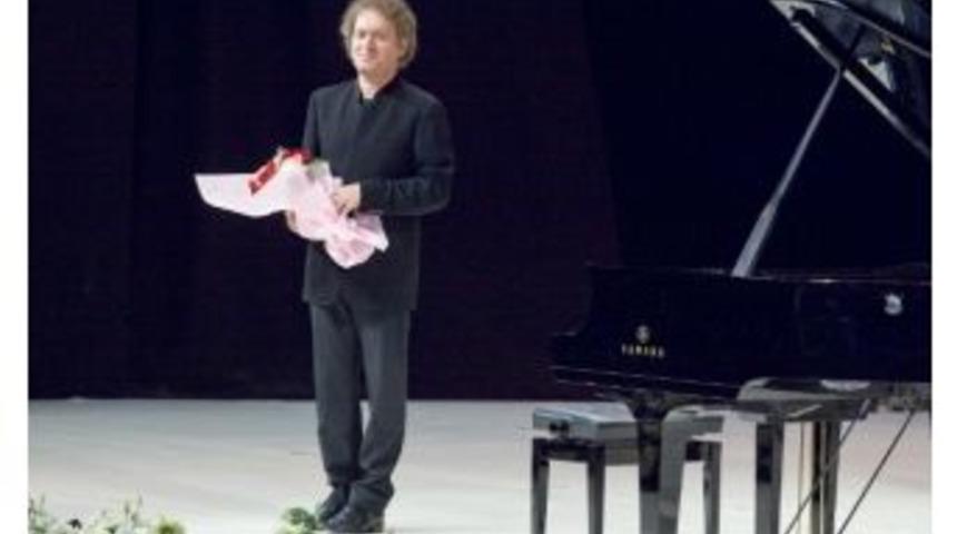 Festivalde İtalyan Piyanist Lucchesini Gecesi Yaşandı