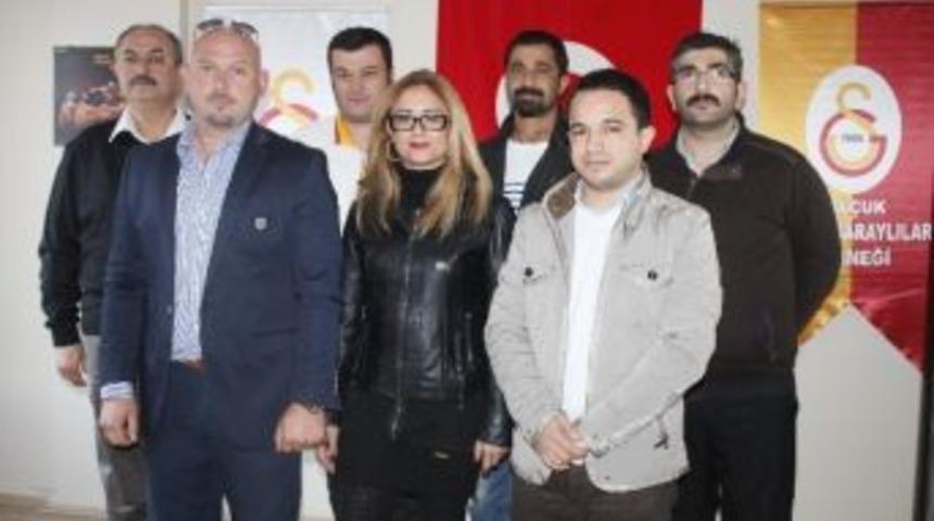 Sel&ccedil;uklu Galatasaraylılar Soylu İle Devam Dedi