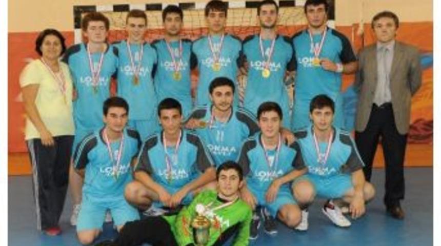 Trabzon&rsquo;da Gen&ccedil; Erkekler Ve Gen&ccedil; Kızlar Hentbol Okul Sporları M&uuml;sabakaları Sona Erdi