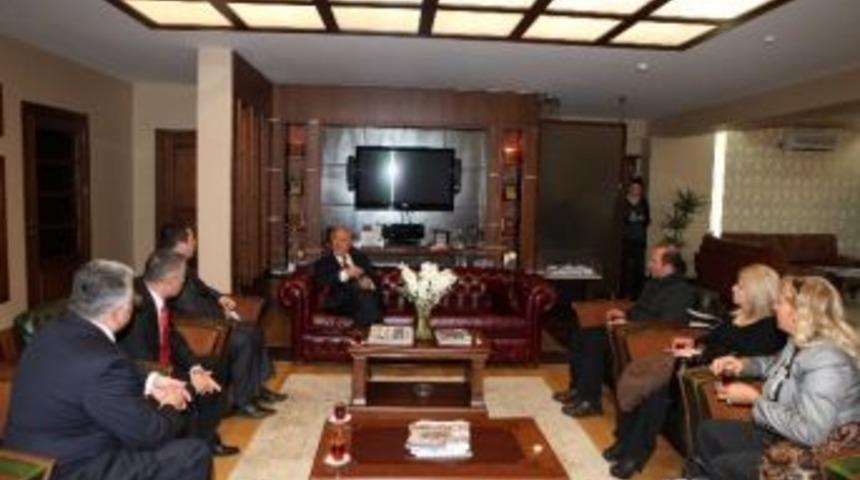 &Ccedil;orum Hitit Derneği&rsquo;nden Başkan Yaşar&rsquo;a Ziyaret