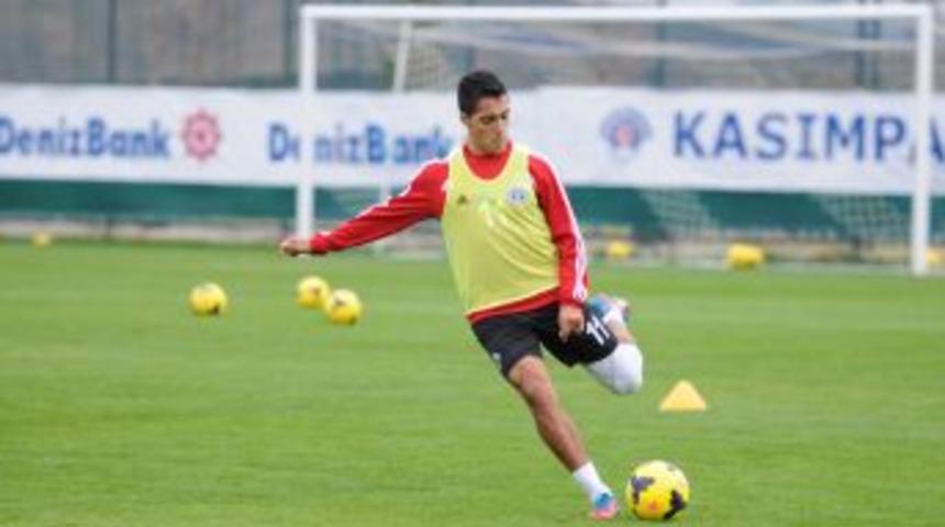 Oscar Scarione: Galatasaray Ma&ccedil;ı Benim I&ccedil;in &Ccedil;ok &Ouml;zel Olacak