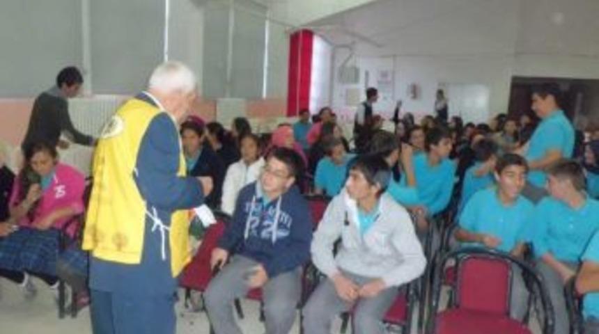 Pazarlarlı Gen&ccedil;lere Erozyonla M&uuml;cadele Anlatıldı