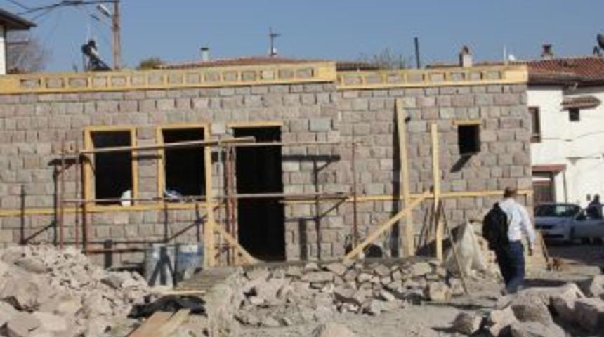 Yol I&ccedil;in Yıktırılan Ankara Mevlevihanesi Yeniden Yapılıyor