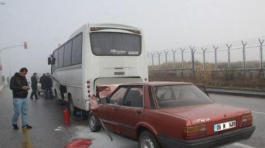 Ankara&rsquo;da Zincirleme Trafik Kazası: 5 Yaralı