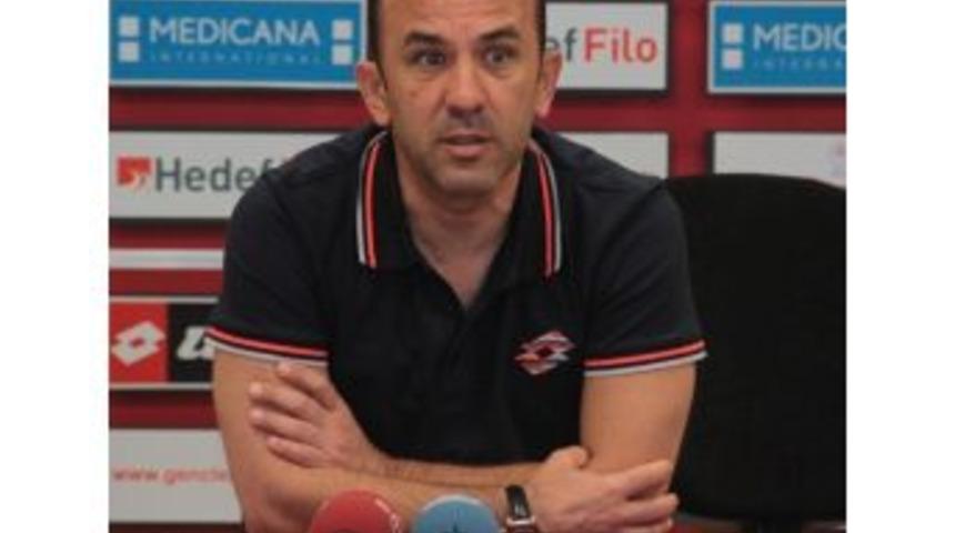 Mehmet &Ouml;zdilek: &ldquo;bizim D&uuml;ş&uuml;ncemizi Karab&uuml;kspor Yaptı Ve 8. Sıraya &Ccedil;ıktı&rdquo;