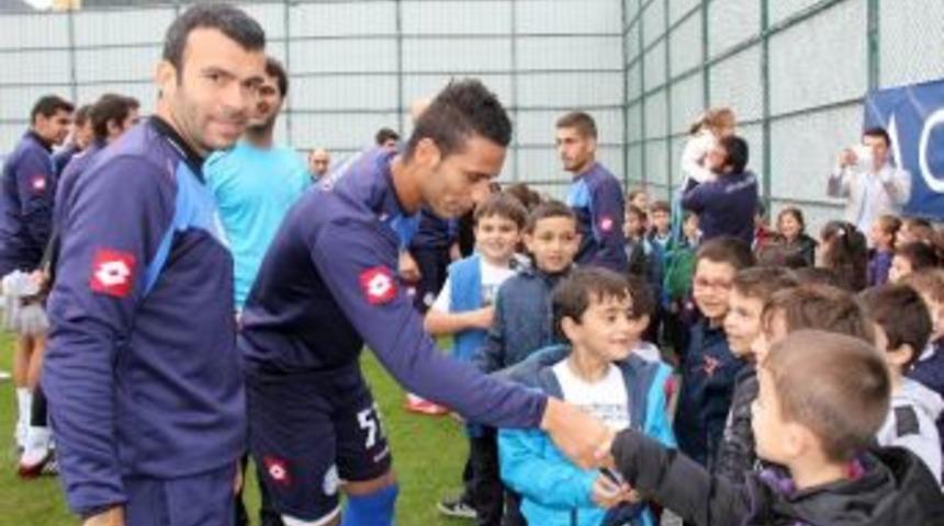 &Ccedil;aykur Rizespor&rsquo;da Torku Konyaspor Ma&ccedil;ı Hazırlıkları S&uuml;r&uuml;yor